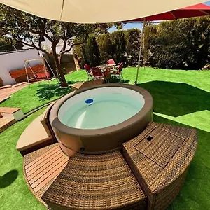Casa Familiar Con Jacuzzi , Alhaurín de la Torre España